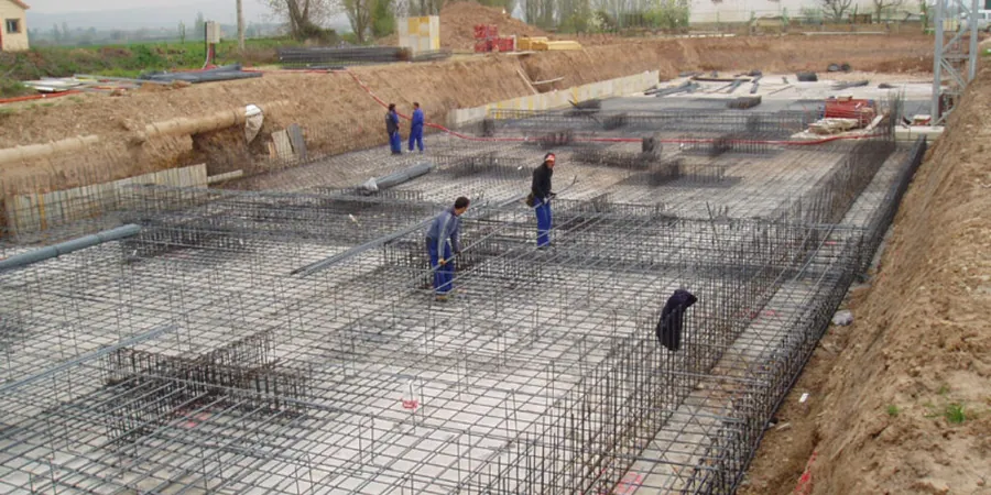 Shallow Foundation Design in Chicago: Bearing Capacity on the City's Urban Soils